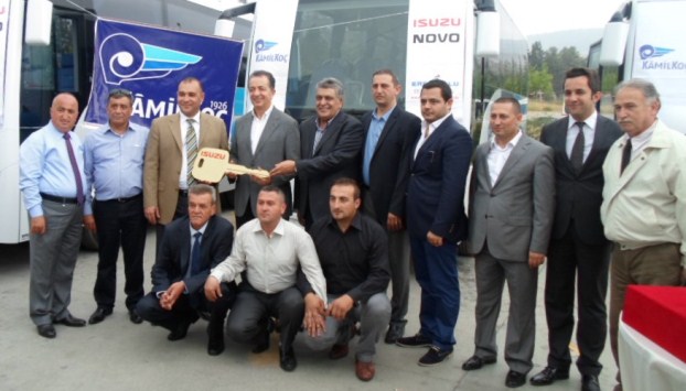 Yeni Isuzu Novo ilk sahibine kavuştu