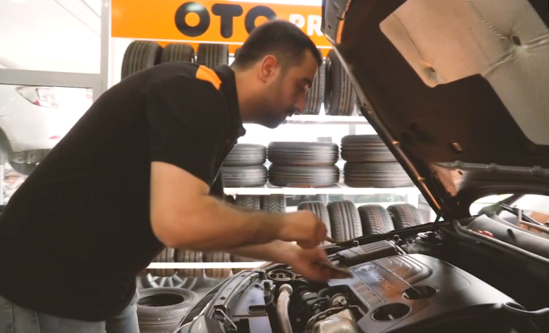 Otopratik'ten ücretsiz akü ve lastik bakım hizmeti