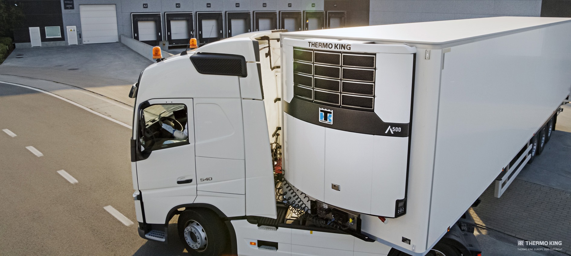 новый полуприцеп рефрижератор крона. Thermo king рефрижераторы. реф термо. хоу рефрижератор h_thermo. H-thermo ht-370h.