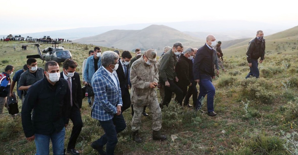 Keşif uçağı dağa çarptı: 7 şehidimiz var