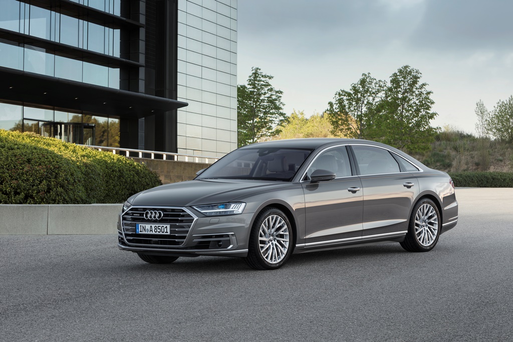 Yılın en inovatif otomobili Audi A8 seçildi