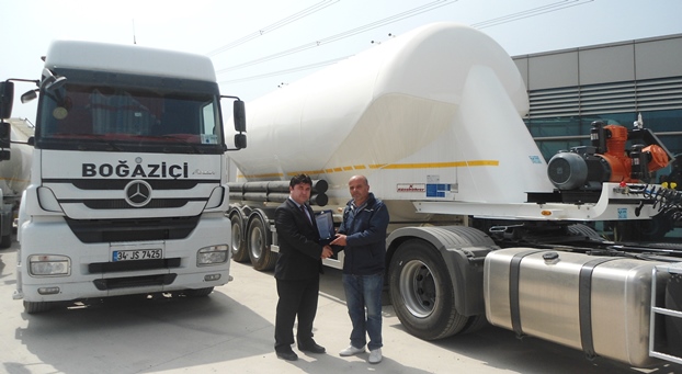 Boğaziçi Beton’a  Kässbohrer’den  yatay silobas filo