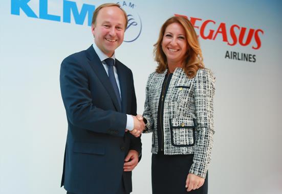 KLM-Pegasus tek biletle 150 noktaya uçacak