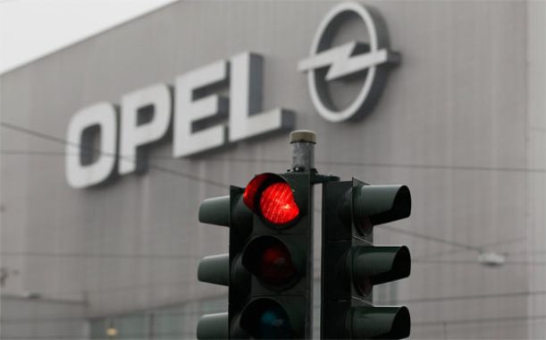 Opel Lojistik Deposu'na iki yıl daha kilit vurulmayacak
