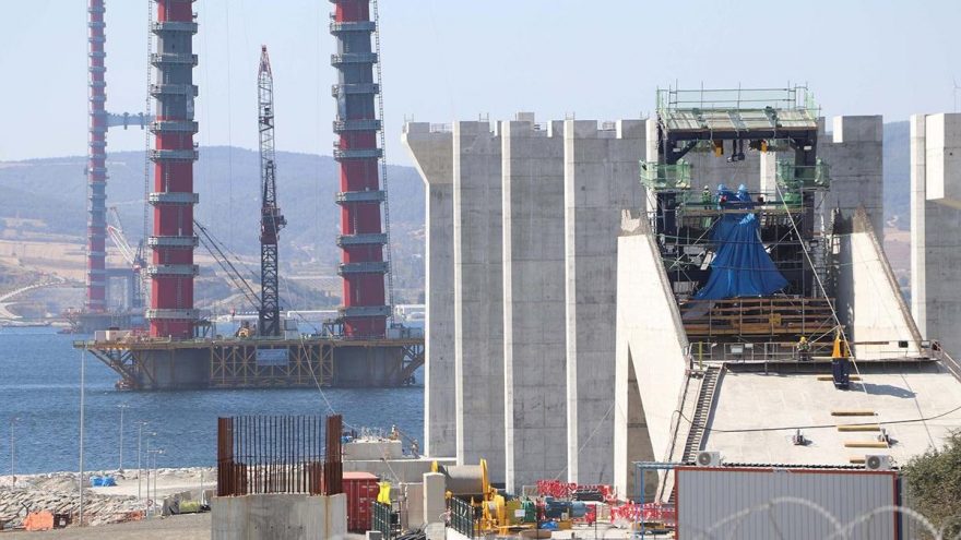 Çanakkale Boğaz’ı gemi geçişlerine kapatıldı