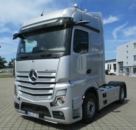 Mercedes, yılın en büyük çekici teslimatını yapacak