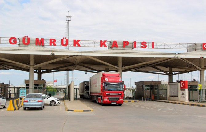 "Avrupa'ya açılan kapılarda TIR geçiş rekoru kırıldı"