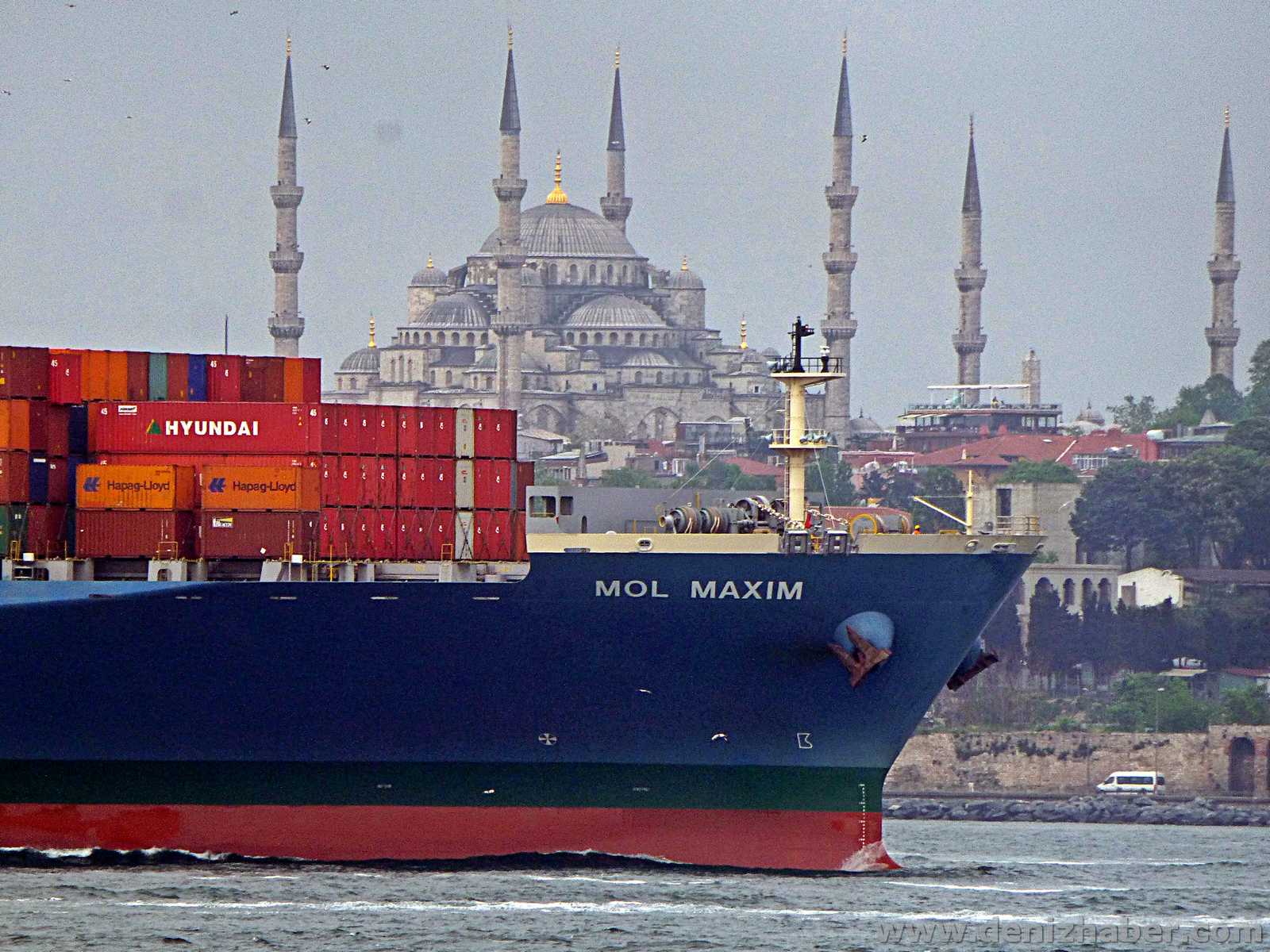 Konteyner ve Ro-Ro'lara Boğaz'da imtiyazlı geçiş hakkı