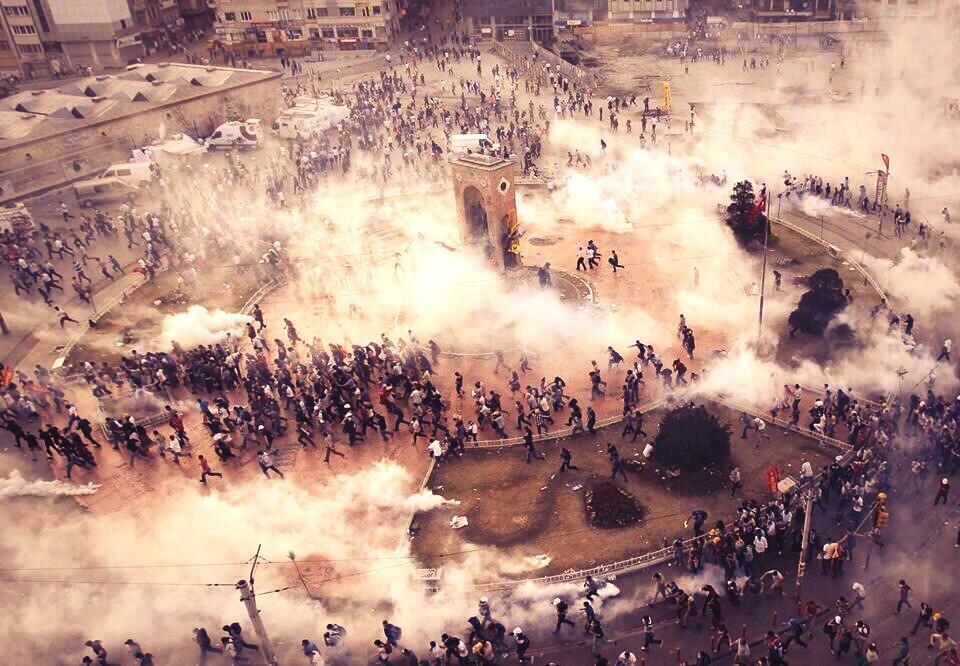 Şener: Gezi olayları yolcu sayısını azaltabilir