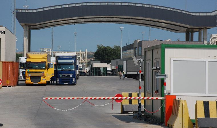 Gümrükten mal çekmek TAREKS ile çileye döndü