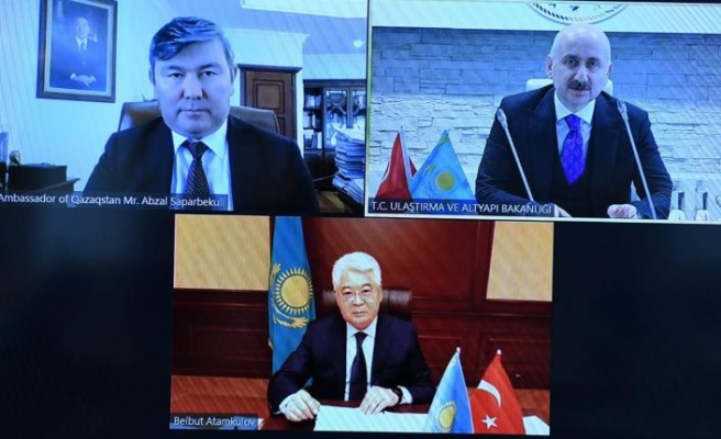 Kazakistan, 3 bin transit geçiş belgesi daha verecek