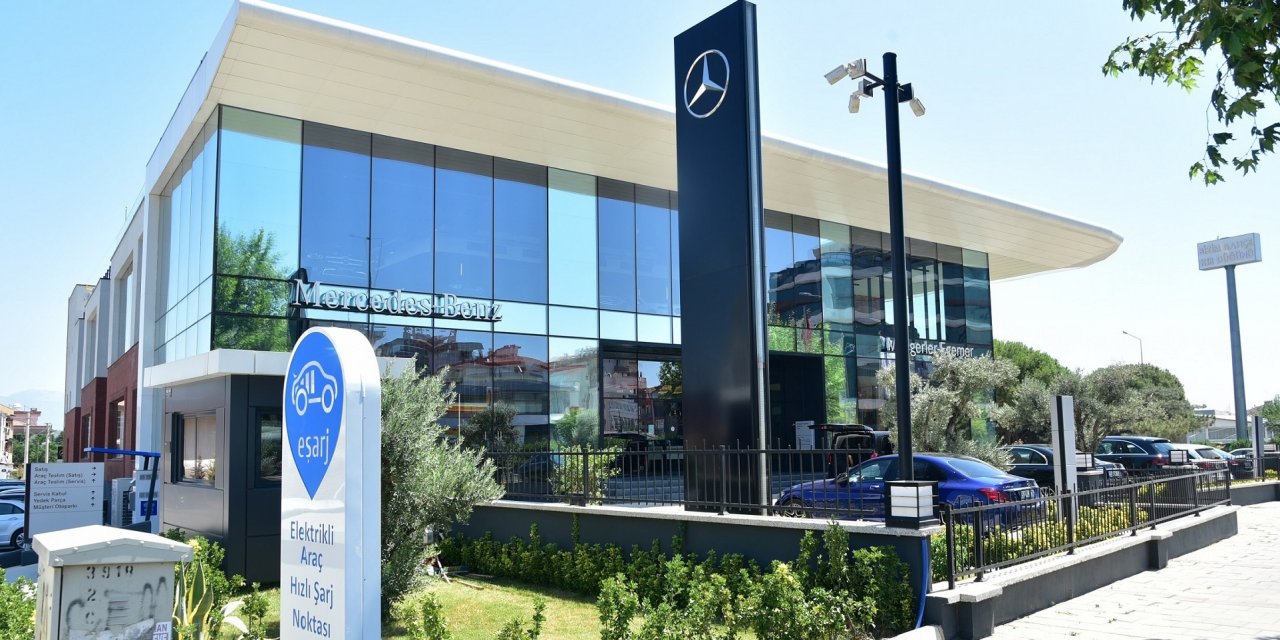 Mengerler Egemer'den, Gaziemir’de yeni bir showroom