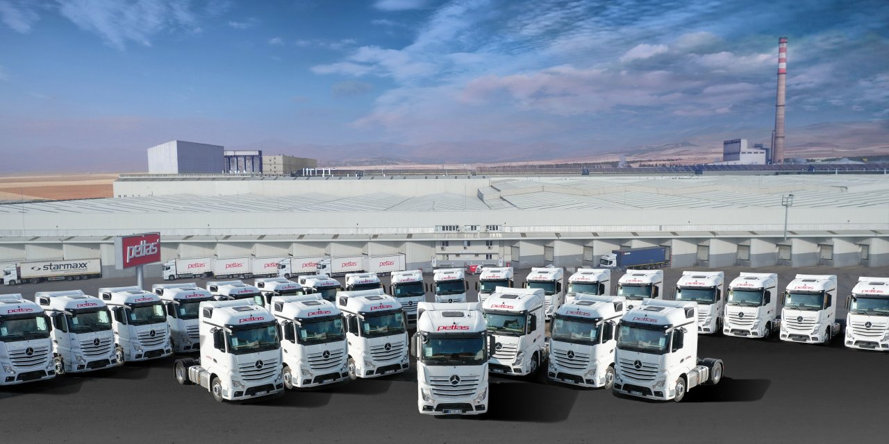 AKO Grup, bünyesine 25 Mercedes Actros çekici kattı