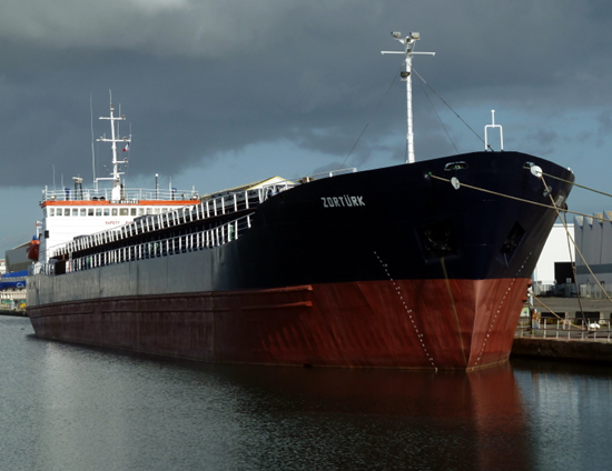 Fransa Türk gemisini 2 yıldır bırakmıyor