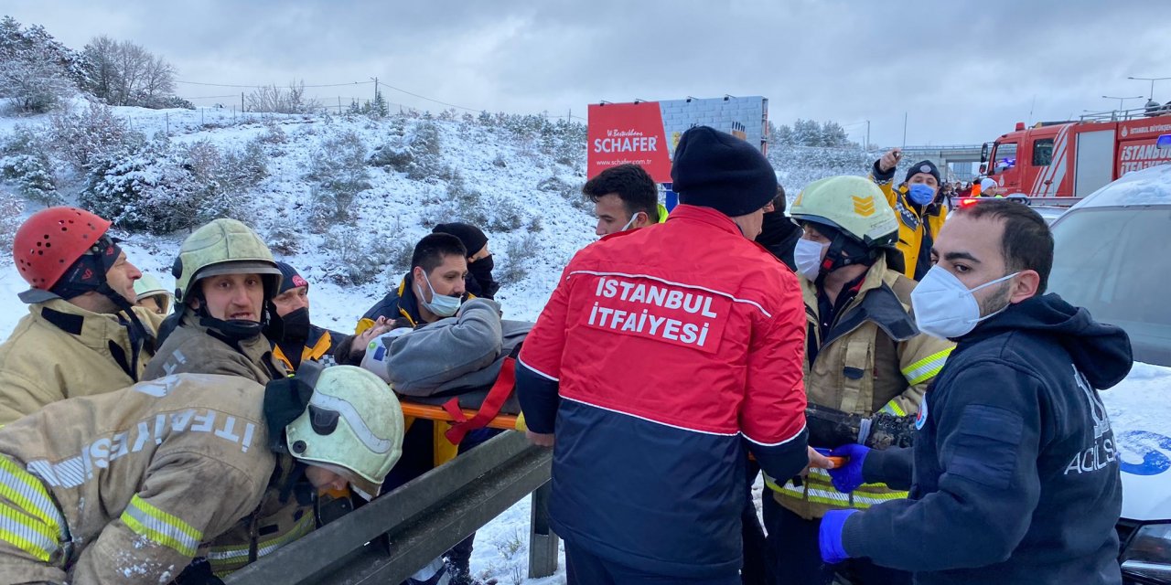 İki ayrı otobüs kazası: 2 ölü, 40 yaralı