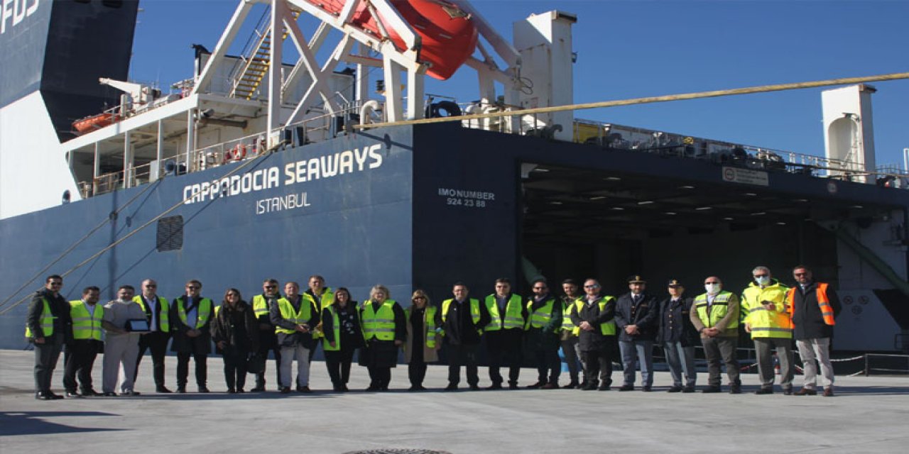 DFDS denizden, Ekol demiryolundan karayolu trafiğini azaltacak