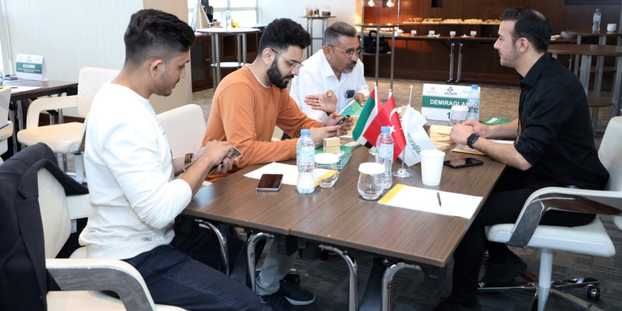 Kereste palet ihracatçıları Dubai’de alıcılarla buluştu