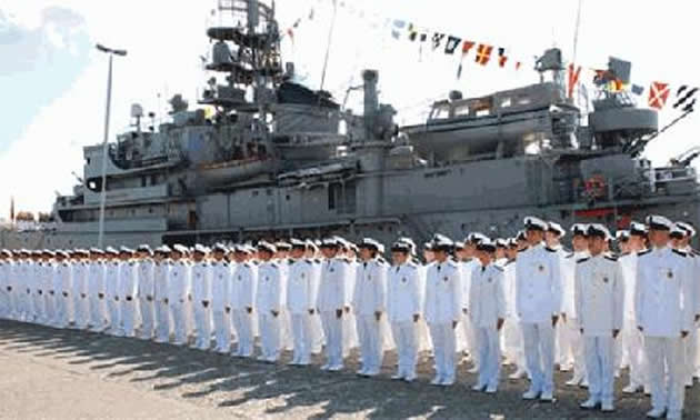 Deniz Harp Okulu öğrencileri açık deniz eğitimine uğurlandı