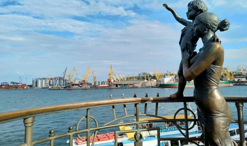 Ukrayna, limanlarındaki 68 yabancı gemiyi zorla mı tutuyor?