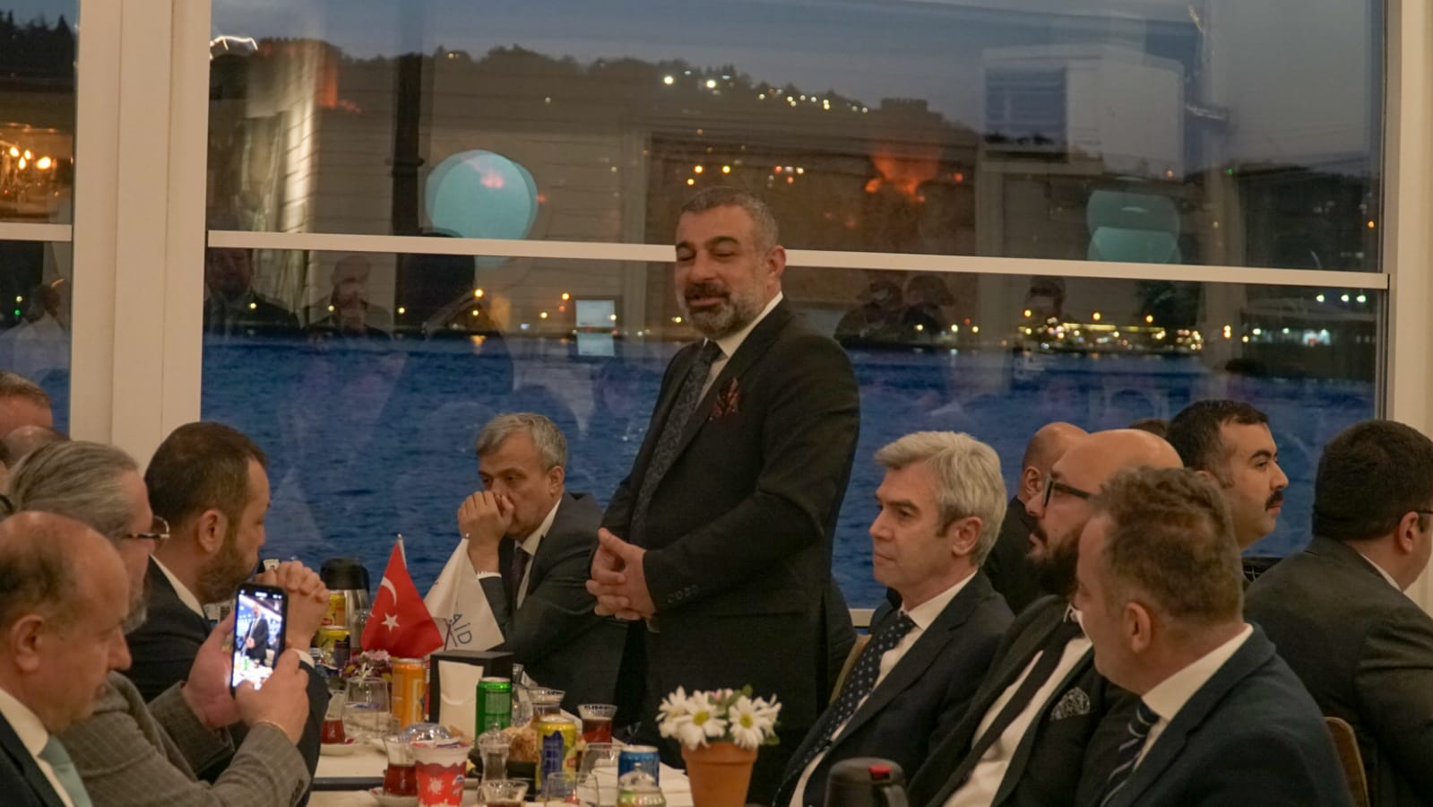 Gümrüklü Antrepo İşletmecileri Derneği iftarında birlik mesajları