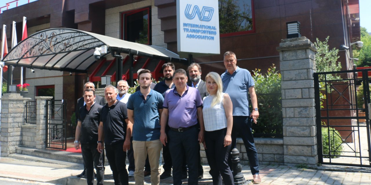 Nakliyeciler, YYS firmalarına “ayrımcılık” iddiasıyla UND’nin kapısına dayandı