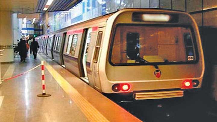 Yeni metro trenleri Ankara için gün sayıyor