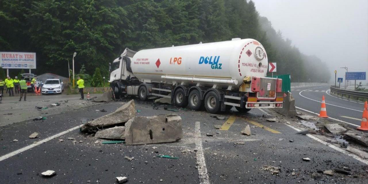 Bolu Dağı’nda tanker kazası: Ankara yönü kapandı