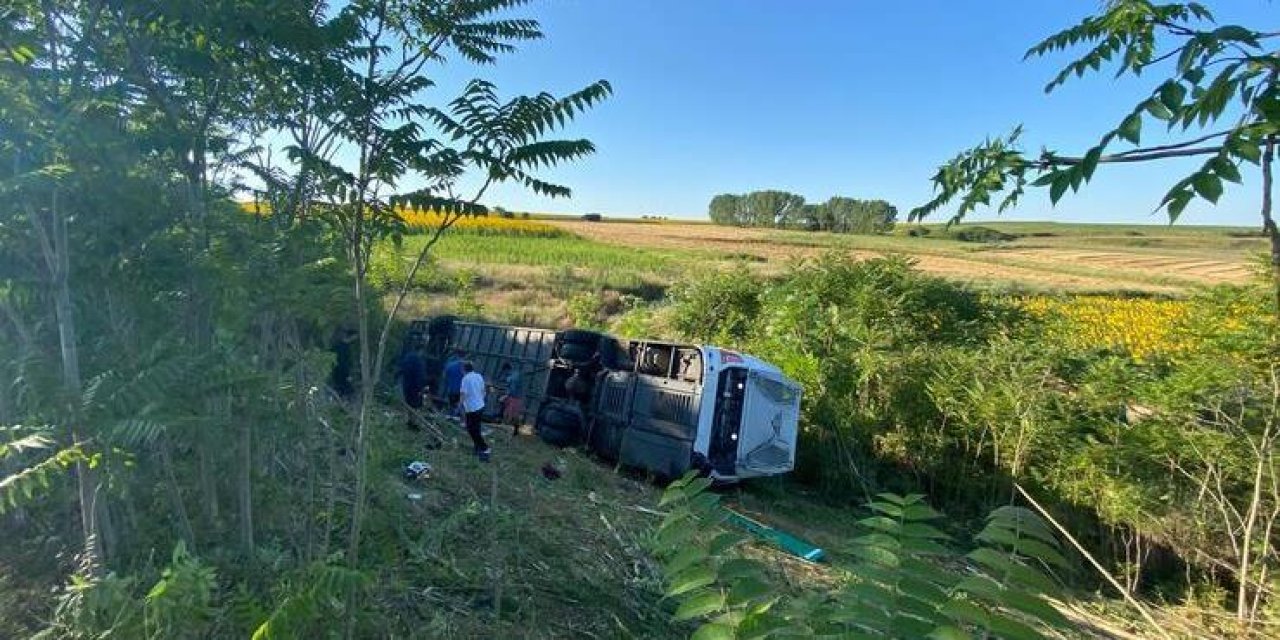 Kırklareli’de yolcu otobüsü devrildi: 6 ölü, 25 yaralı