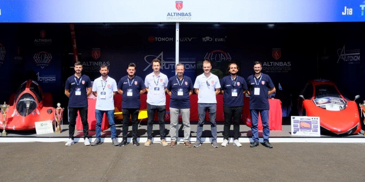 5 TL ile 200 km giden elektrikli araç yaptılar, ödülleri kaptılar