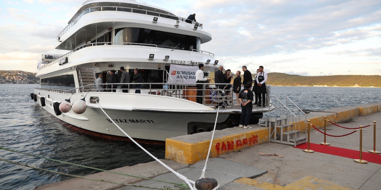 Borusan Araç , "gemide ihale" ile 36 otomobilin tamamını sattı