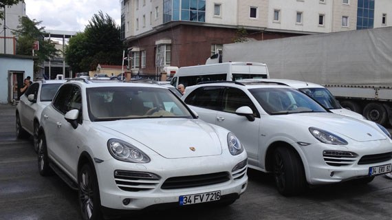 2 GS'li, 1 FB'linin araçlarına el konulabilir