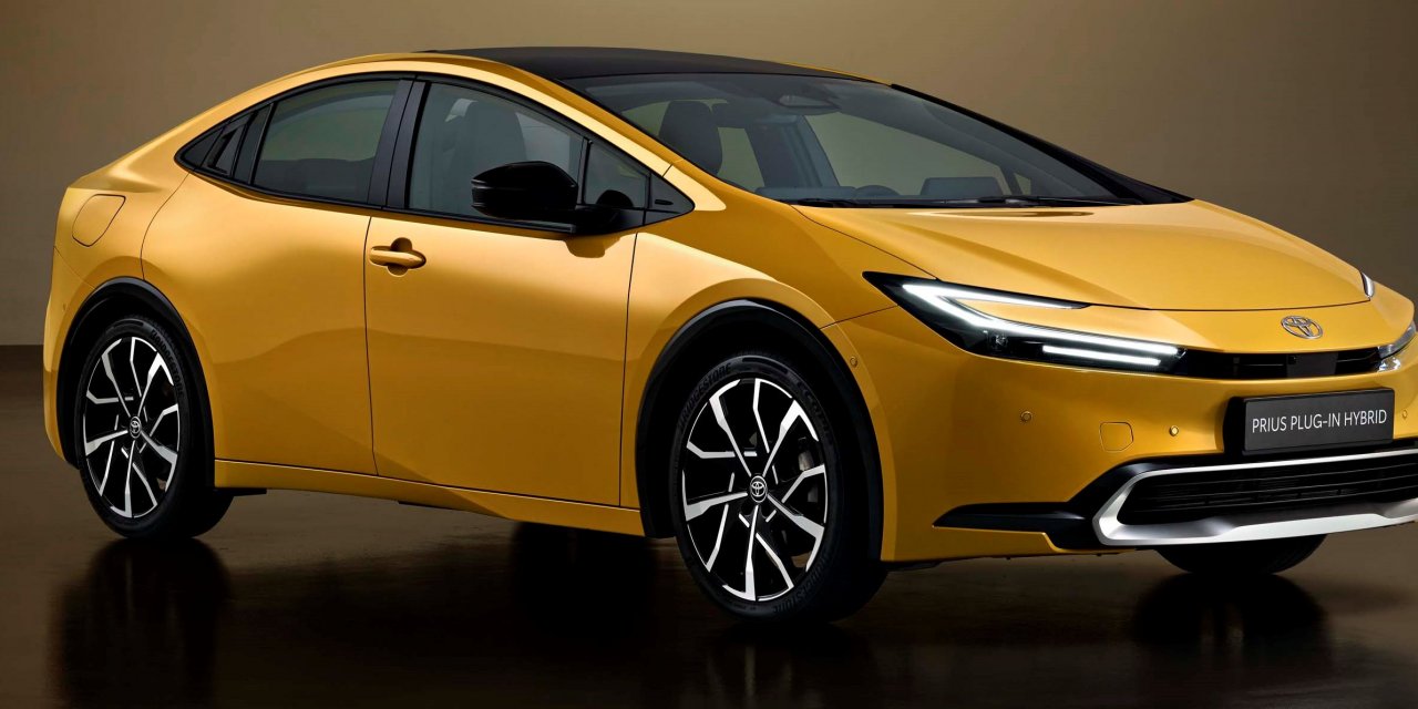 Toyota 5. Nesil Prius’u Dünya Prömiyeriyle Tanıttı