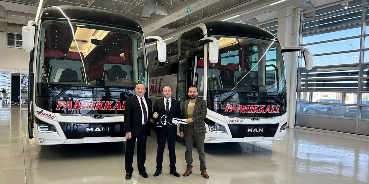 MAN’dan 3 firmaya 8 adet Lion’s Coach teslimatı