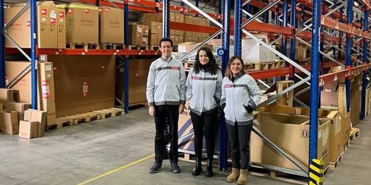 Anadolu Isuzu Avrupa lojistik merkezini Stuttgart’ta açtı