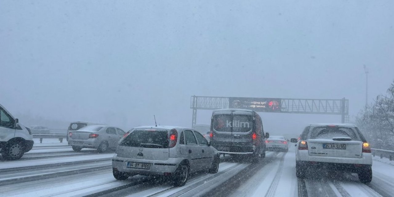 Deprem nedeniyle tüm otoyollar ücretsiz