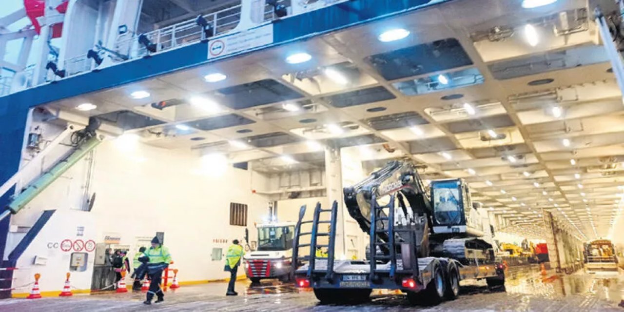 DFDS, 300 ağır iş makinesini deniz yoluyla götürüyor