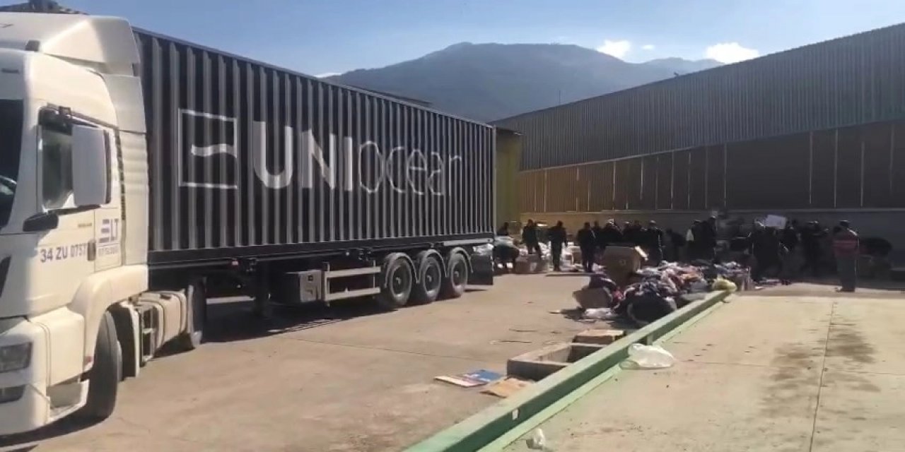 Asil Lojistik yardım TIR’larına depo ve sahasını açtı
