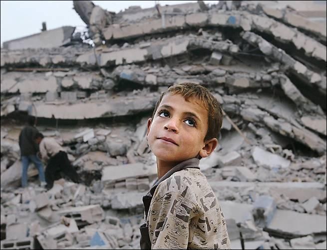 "Orada Kimse Var Mı?"