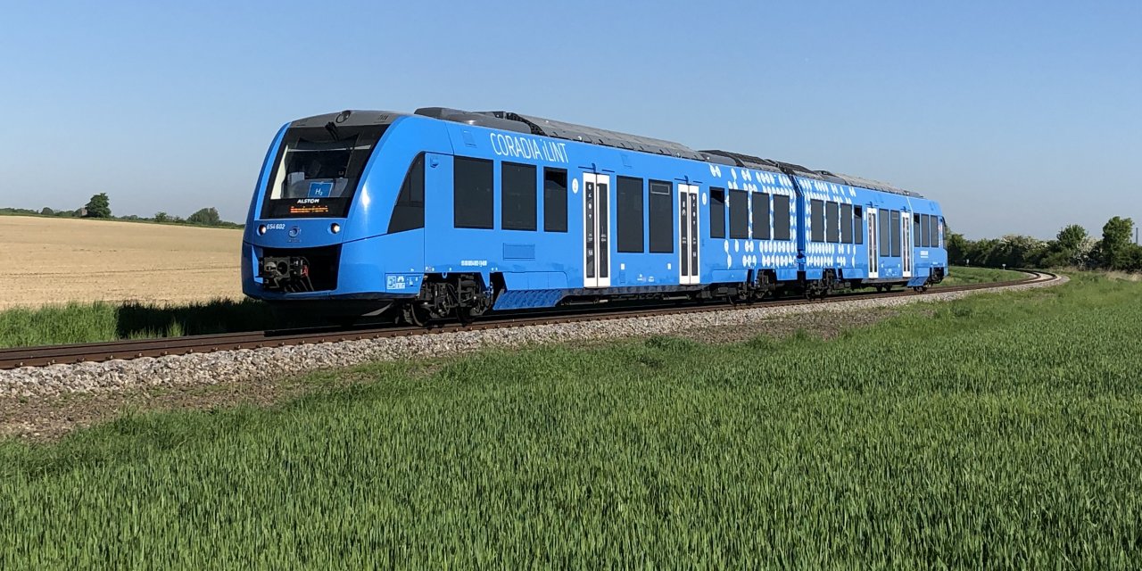 Alstom, dünyanın ilk hidrojenle çalışan yolcu trenini tanıttı