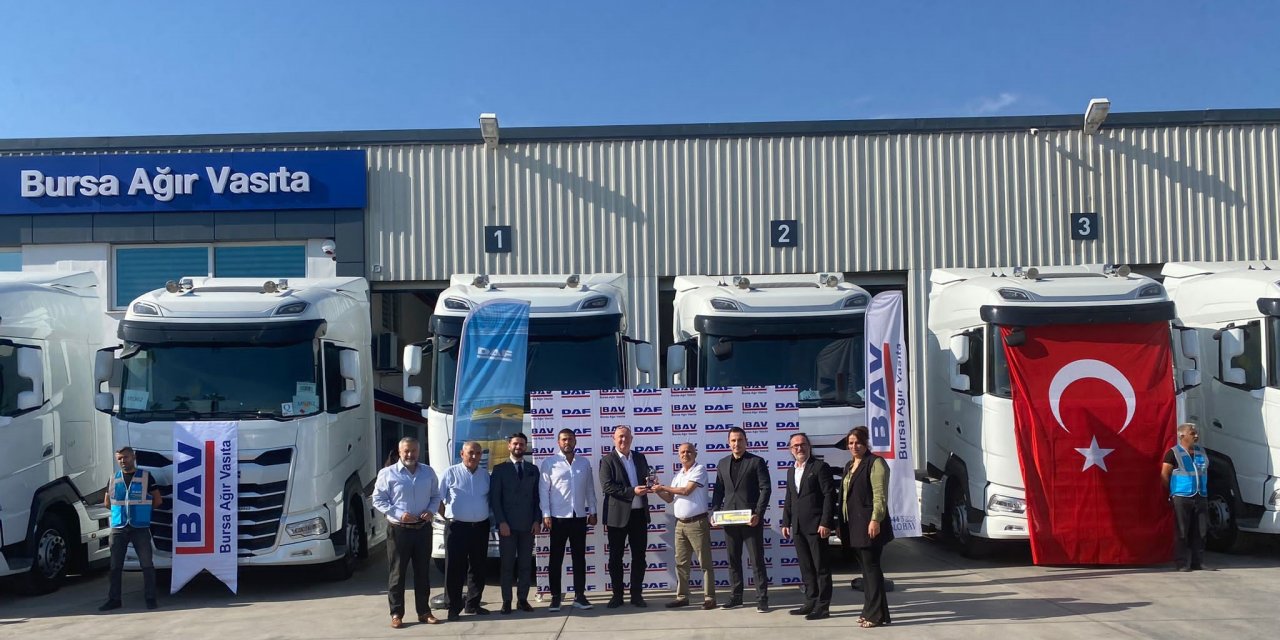 DAF Trucks’tan Öztürkler Petrol'e 20 Yeni Nesil XG 480 teslimatı