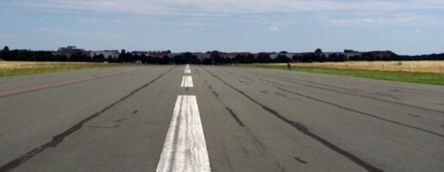 Çanakkale Havalimanı'nda pist yenileniyor