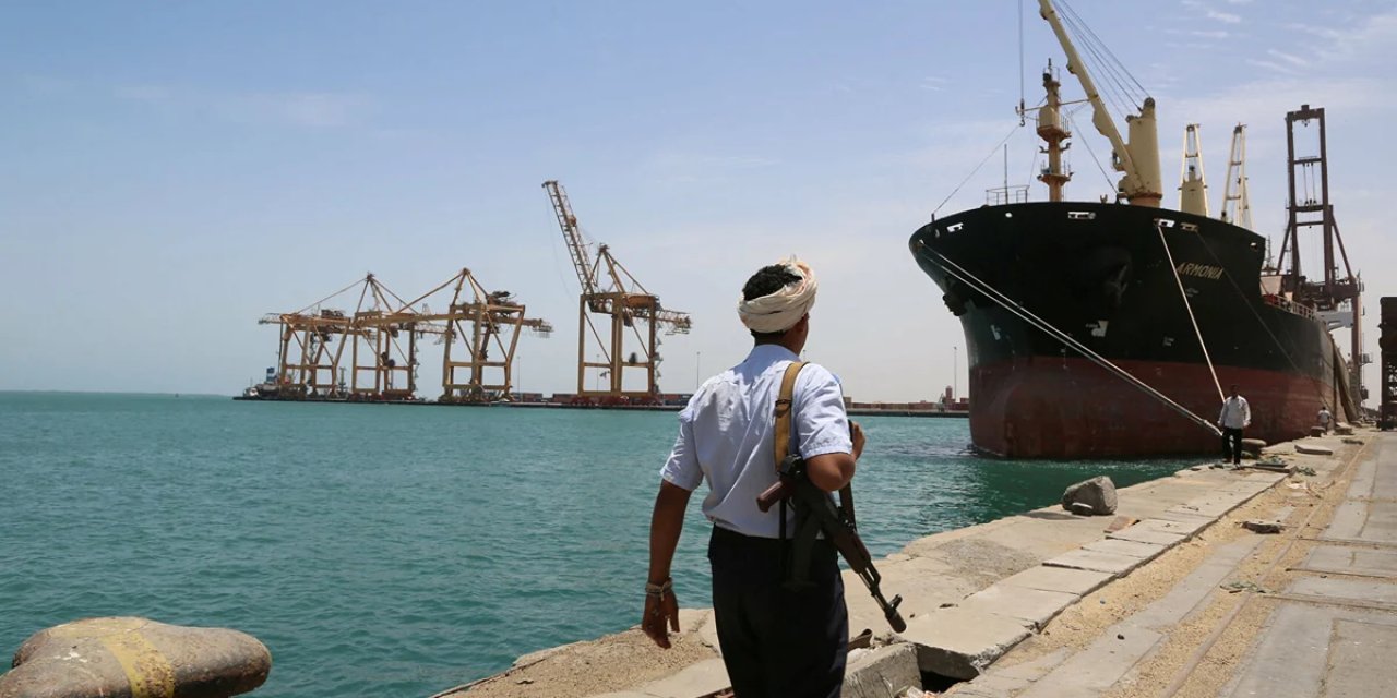 Hapag-Lloyd ve Maersk Kızıldeniz rotasını durdurdu