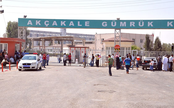 Akçakale Sınır Kapısı'nda kırmızı alarm!