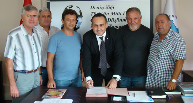 Antalya Balıkçı Barınağı konusunda anlaşmaya varıldı