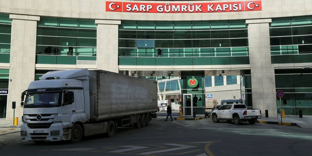 Sarp Sınır Kapısı 1.309 TIR geçişiyle rekor kırdı