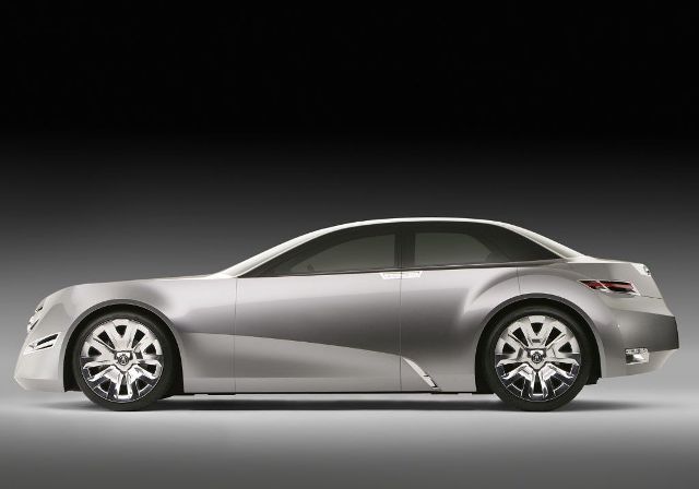 Lüks otomobil enflasyonu solladı