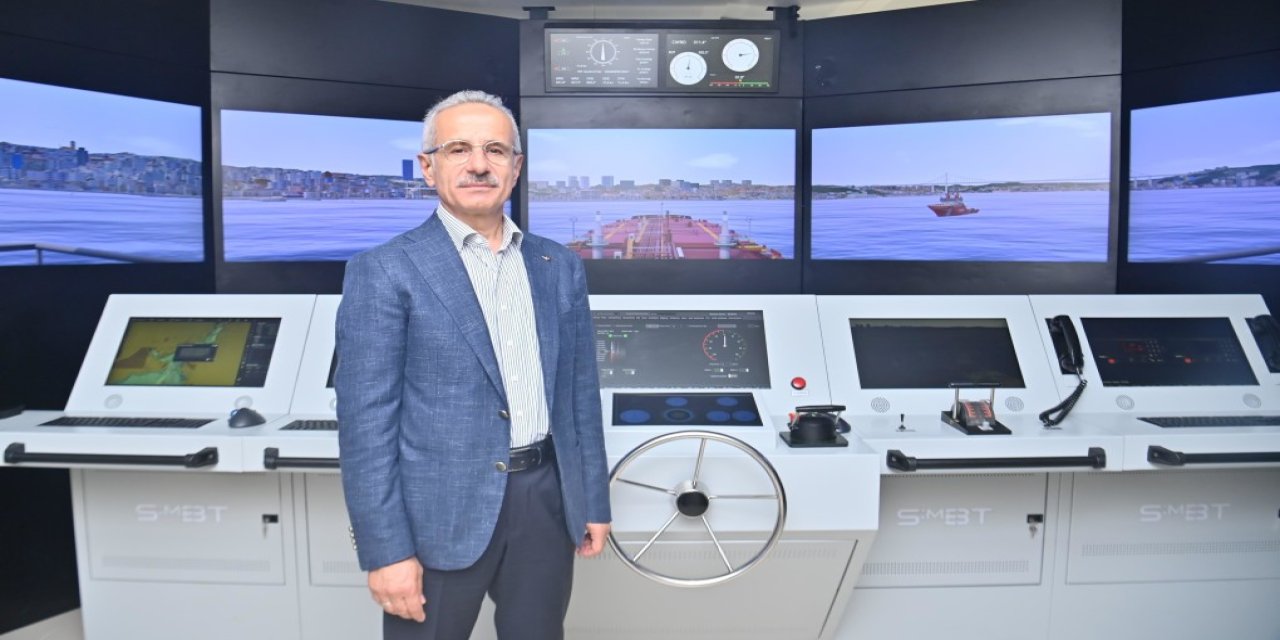 Türk boğazlarından 20 yılda 2 milyon gemi geçti