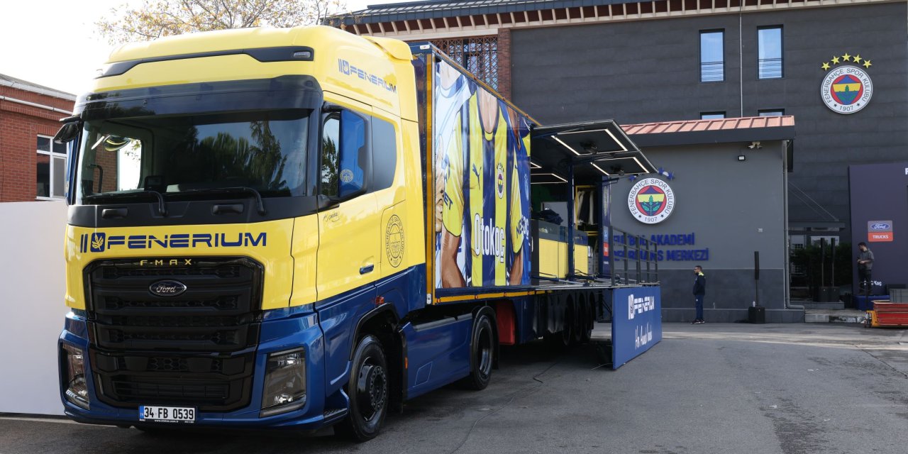 Fenerium ürünleri, özel tasarımlı F-Max araçlarıyla Türkiye yollarında