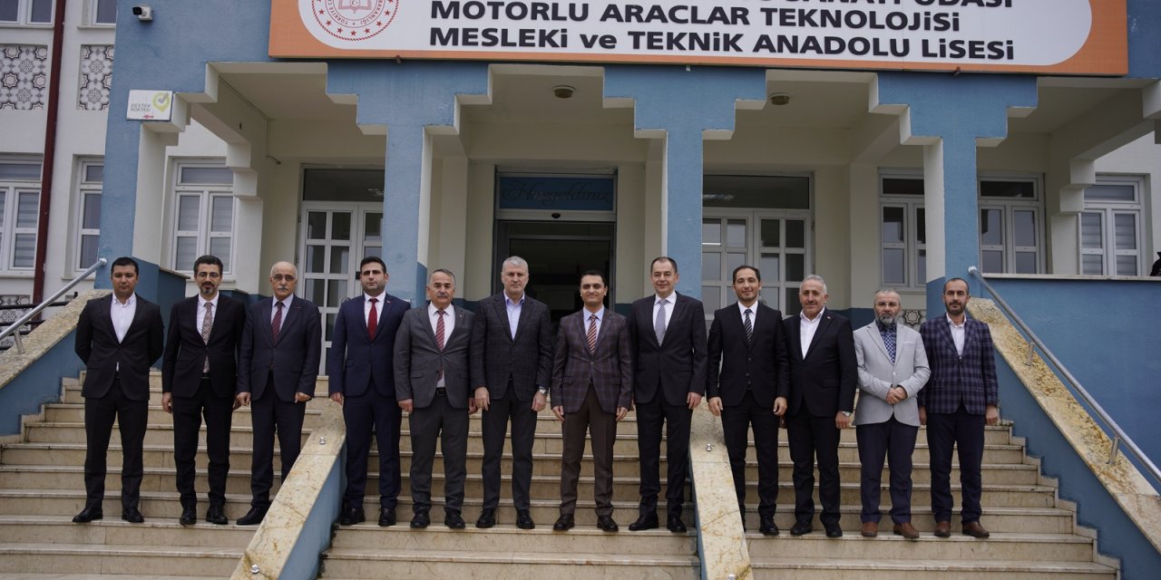 "Otokar ile Güçlü Yarınlar" Projesi Başladı