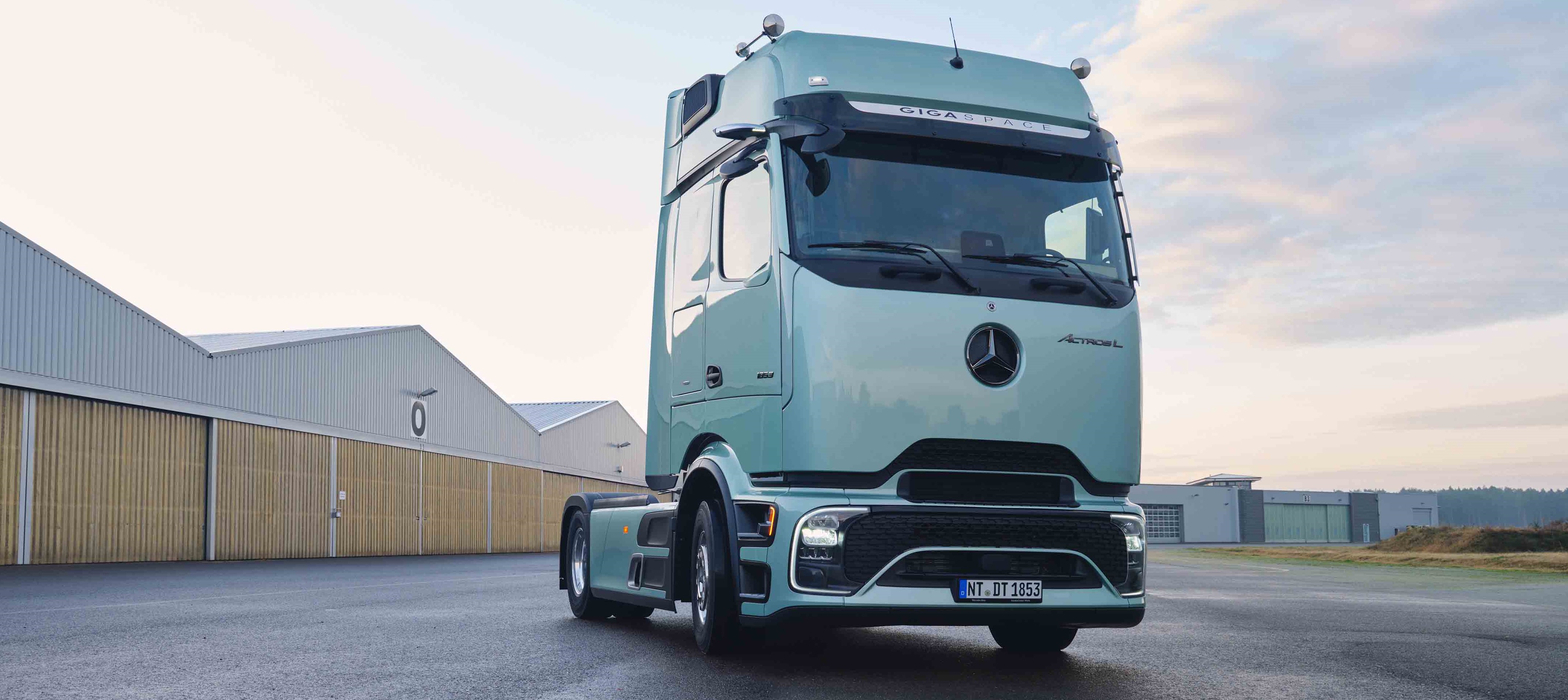 Doğum yeri Aksaray olan Yeni Actros L Türkiye yollarına çıkıyor